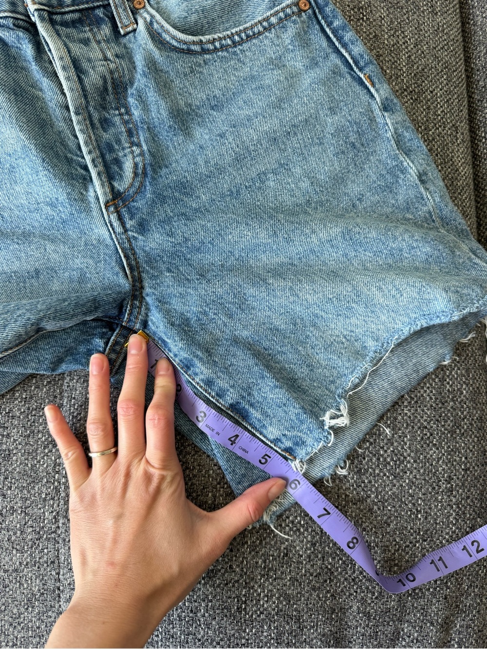 Aritzia denim forum yoko high rise thigh shorts - Picture 6 of 6